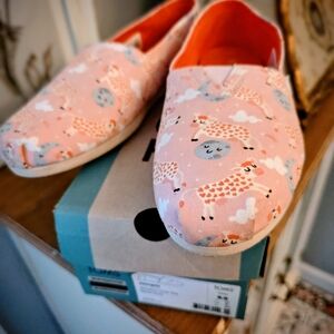 Toms Pink Blossom Over the Moon Print Alpargatas